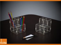 Kugelschreiberständer aus Plexiglass